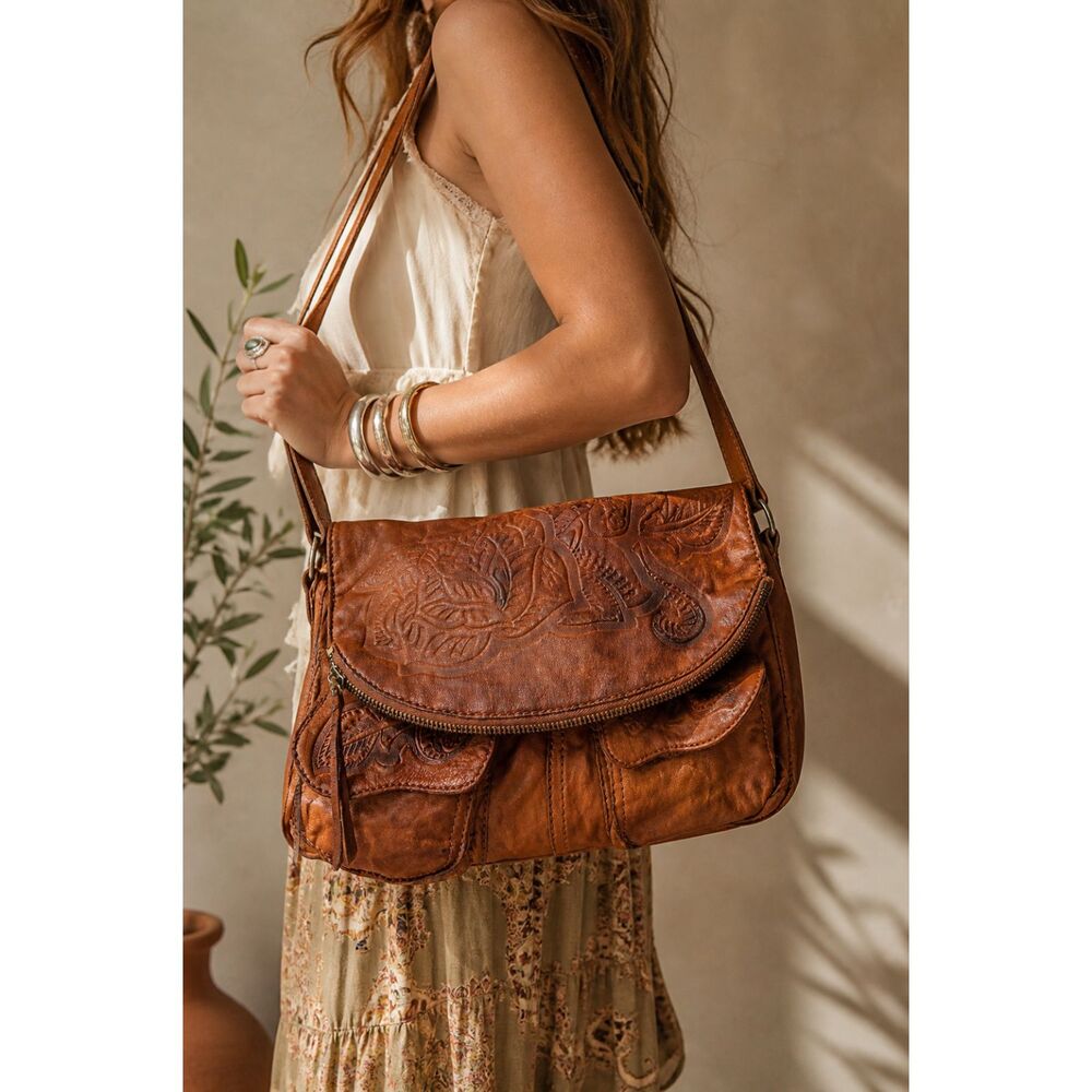 Vintage Leather Slouchy Crossbody Bag boho | Tooled y2k | Soft Worn Patina Purse
